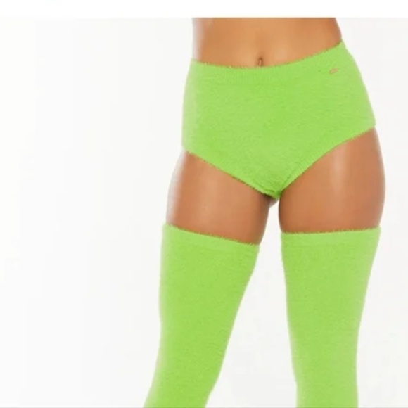 NWT Savage X Fenty Fluff It Up Vibrant Lime Bra - Picture 3 of 3